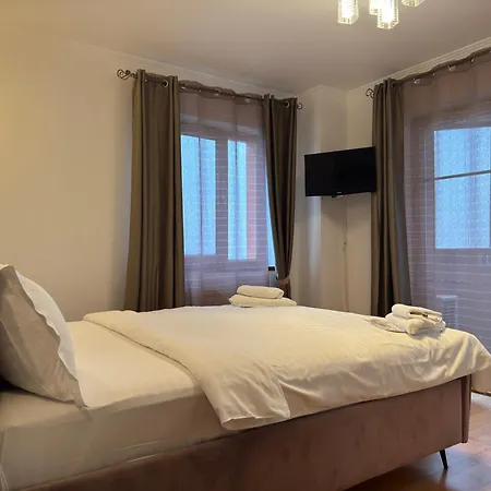 Monte Carlo Palace Hotel Boekarest