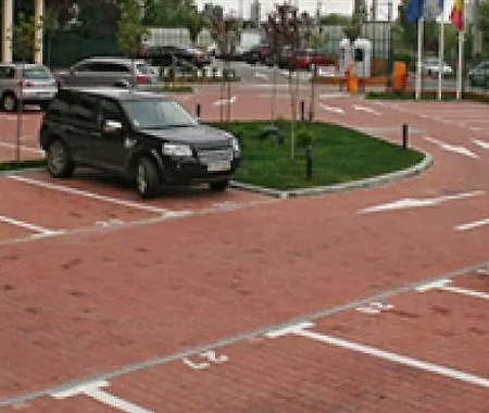 Monte Carlo Palace 4* Boekarest