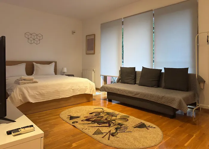 Monte Carlo Palace 4* Bucarest